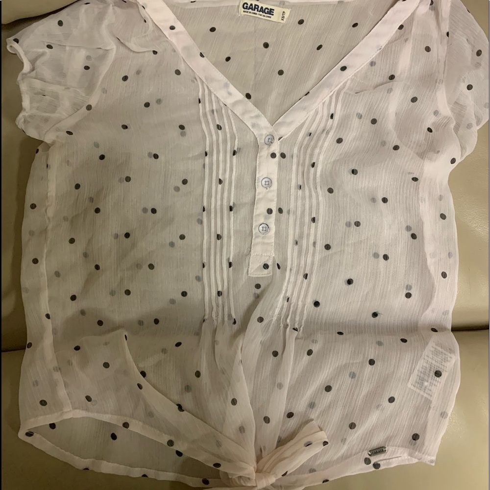 Garage t shirt size extra small